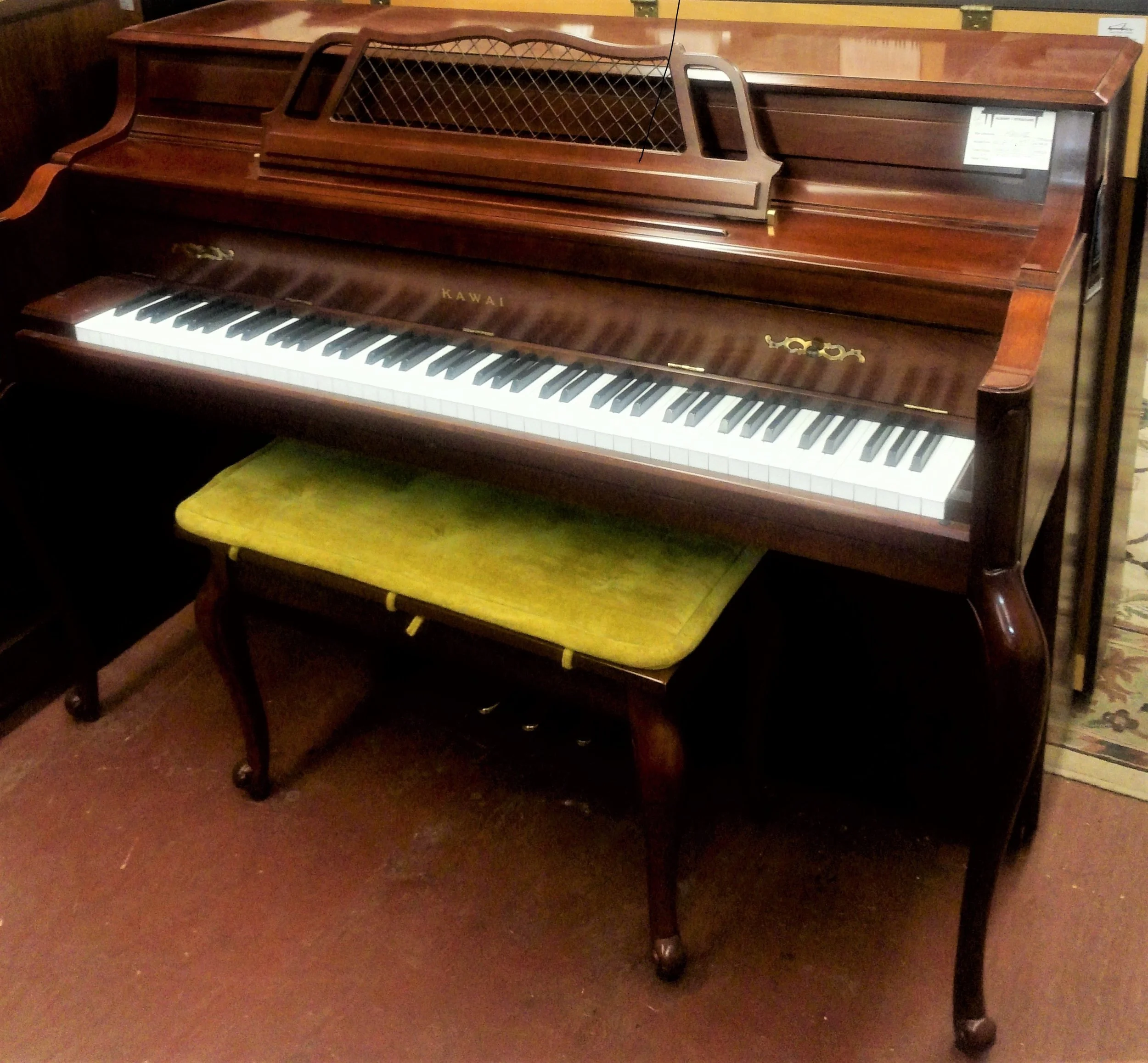 KAWAI,  602F, 43½” French Provincial Console Piano 