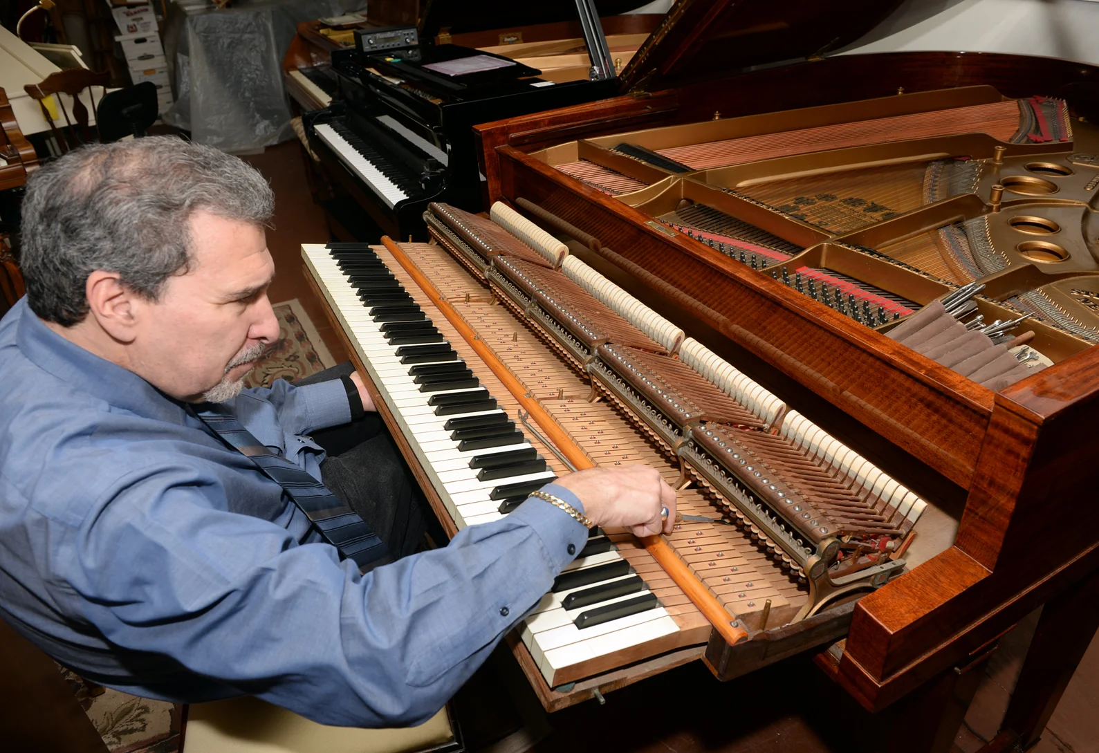 TUBLITZpianoman91.jpg