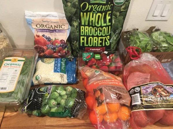 1. organic baby spinach 2. frozen organic berries 3. organic cauli rice 4. organic b sprouts 5. frozen broccoli 5. organic strawberries 6. clementines 7. butter lettuce 8. sweet potatoes 