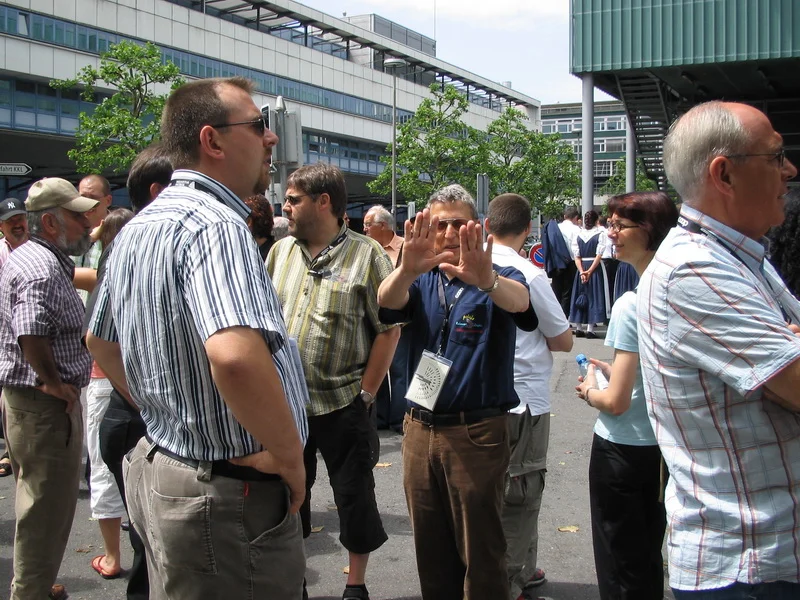 emf2006_0003.jpg