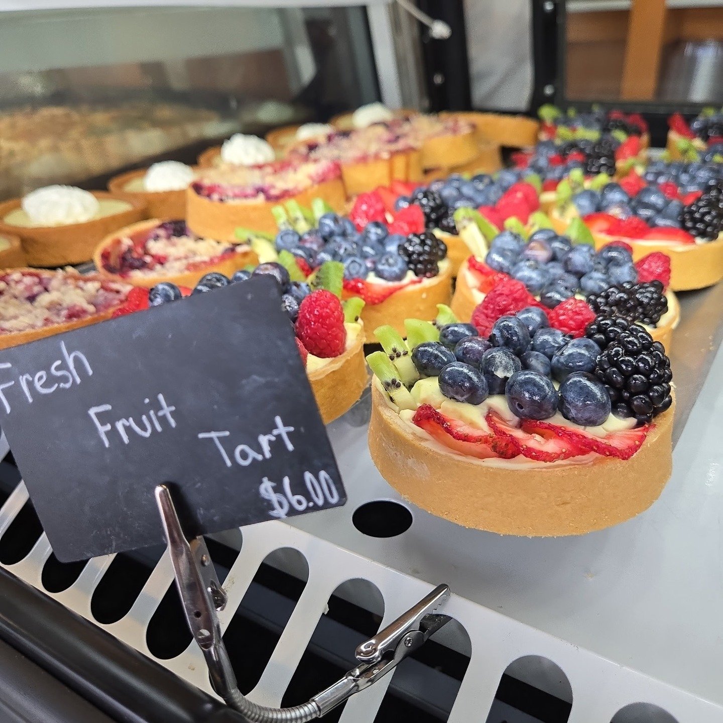 Are you looking to brighten up someone's day? We have what you're looking for. 
Open FRI - SAT: 8 AM - 6 PM
SUN - THURS: 8 AM - 4 PM