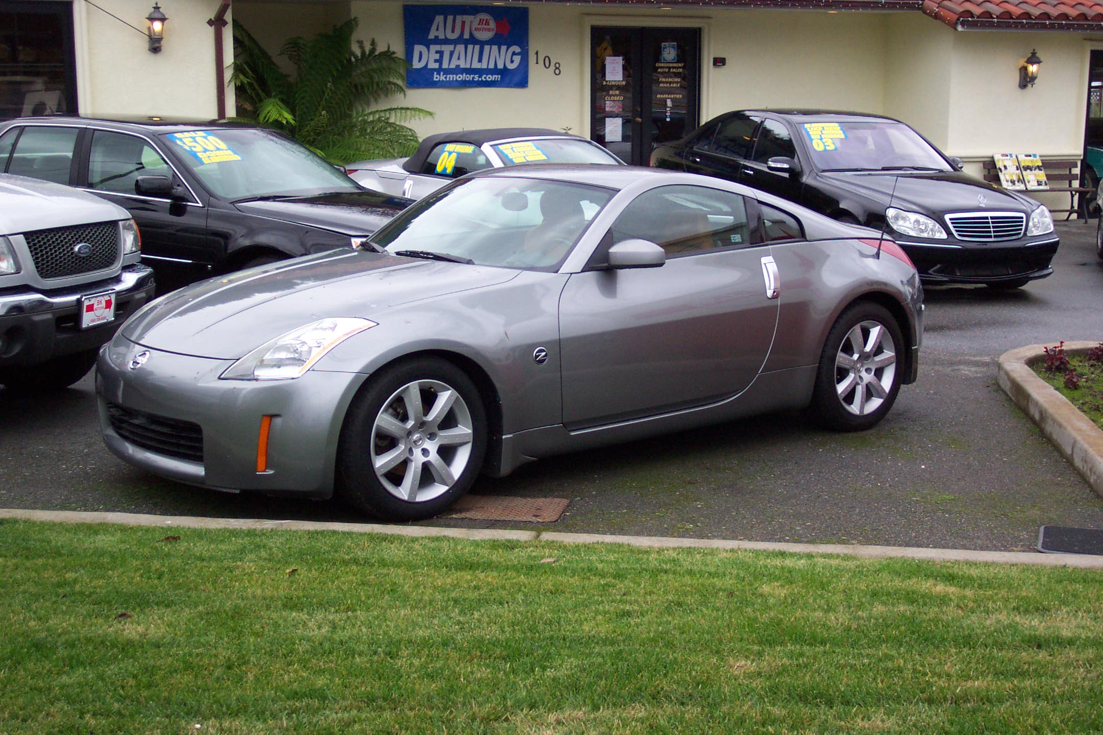 2004 NISSAN 350Z CPE 001.jpg