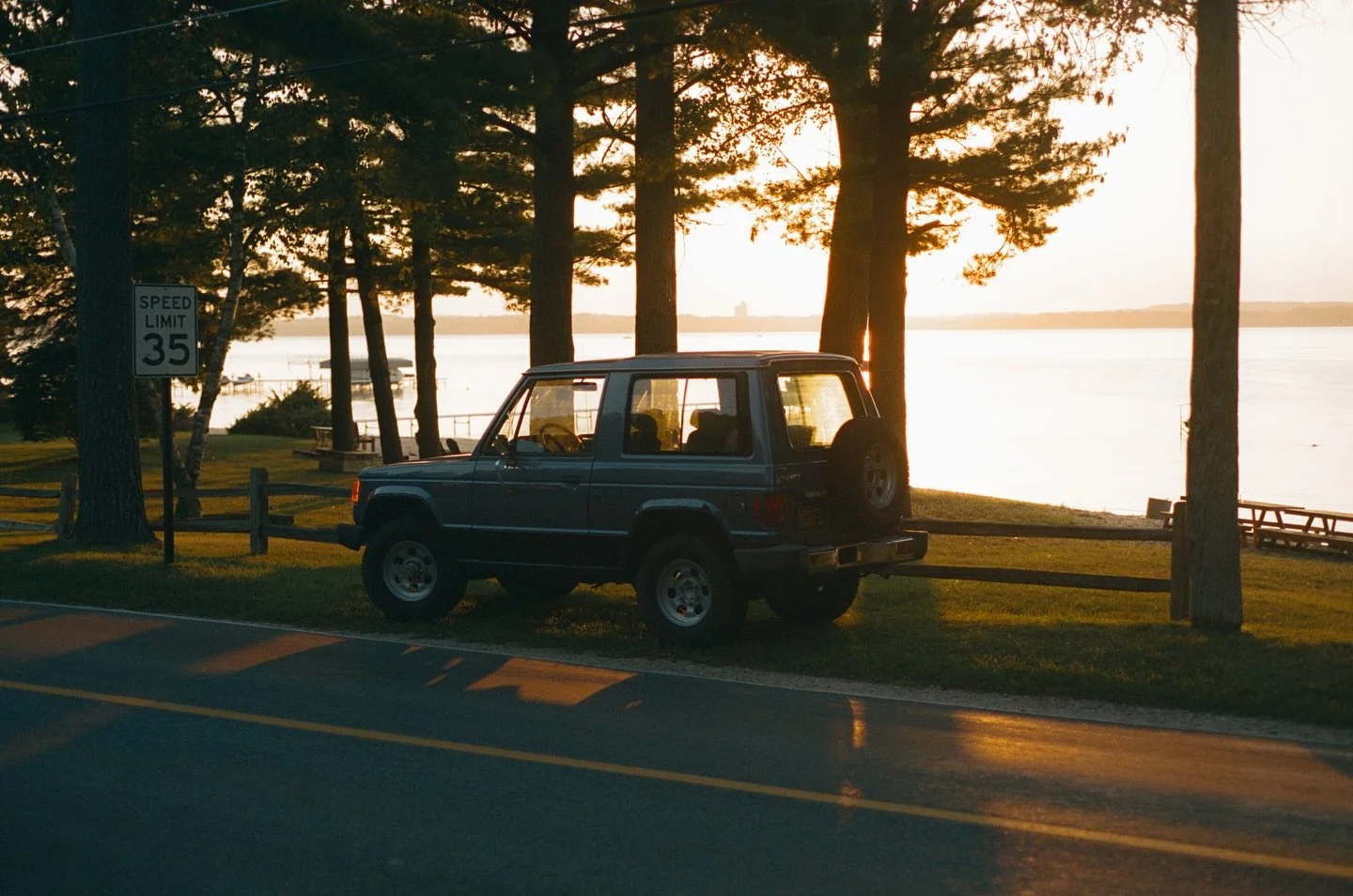 Autumn captures. #35mmfilm

&ldquo;Whatever is true, whatever is honest, whatever things are just, whatever things are pure, and lovely, of good report, and if there be any virtue, and if there be any praise, think on these things and plant them in y