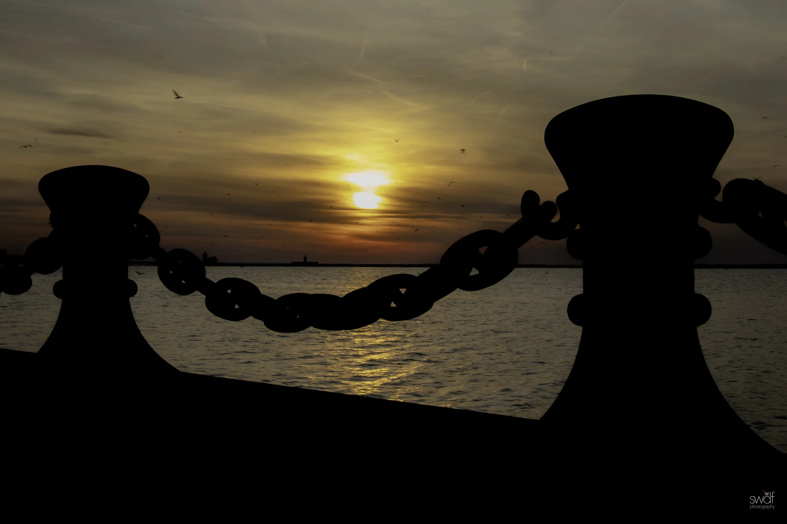 Lake Erie Sunset - E9th Pier.jpeg