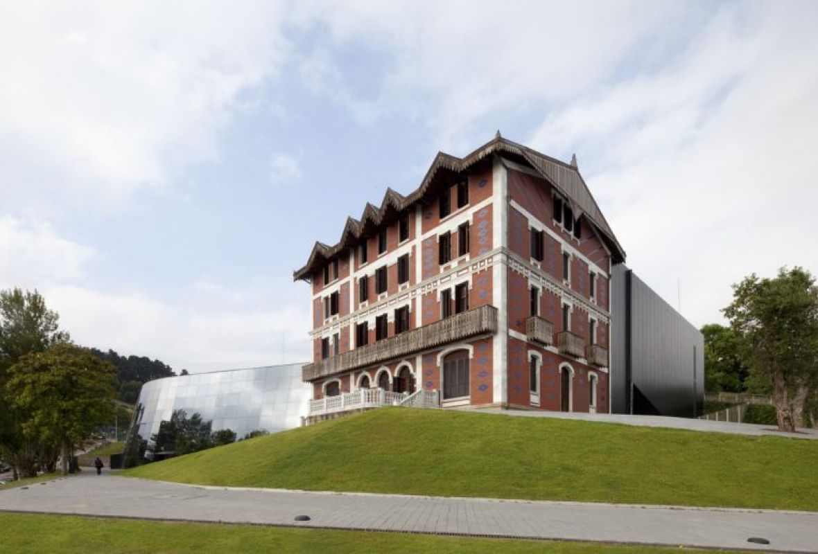 185_es-el-edificio.sw1180.sh800.ct1.jpg