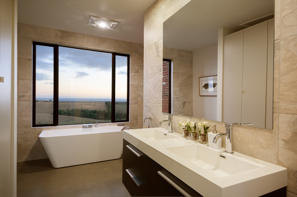 eco+holiday+home,+worm+farm+sewer+system,+work+farm,+polished+concrete+floor.jpg