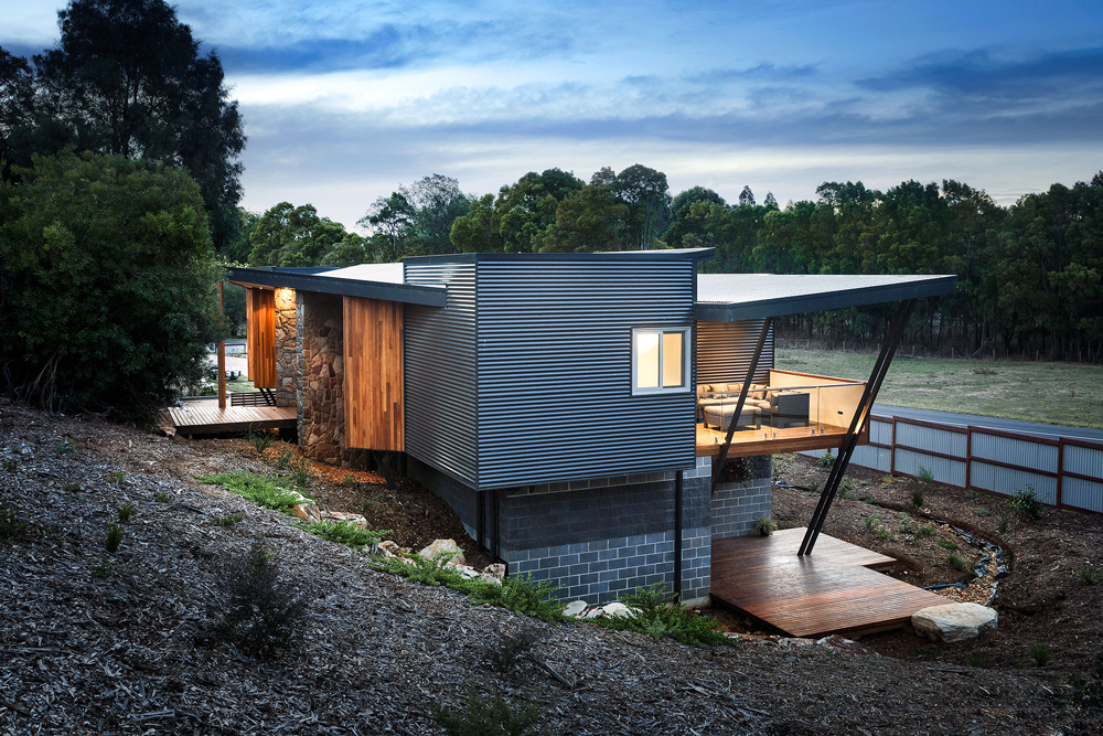 Outside view of the top living area allowing easy access from above and below