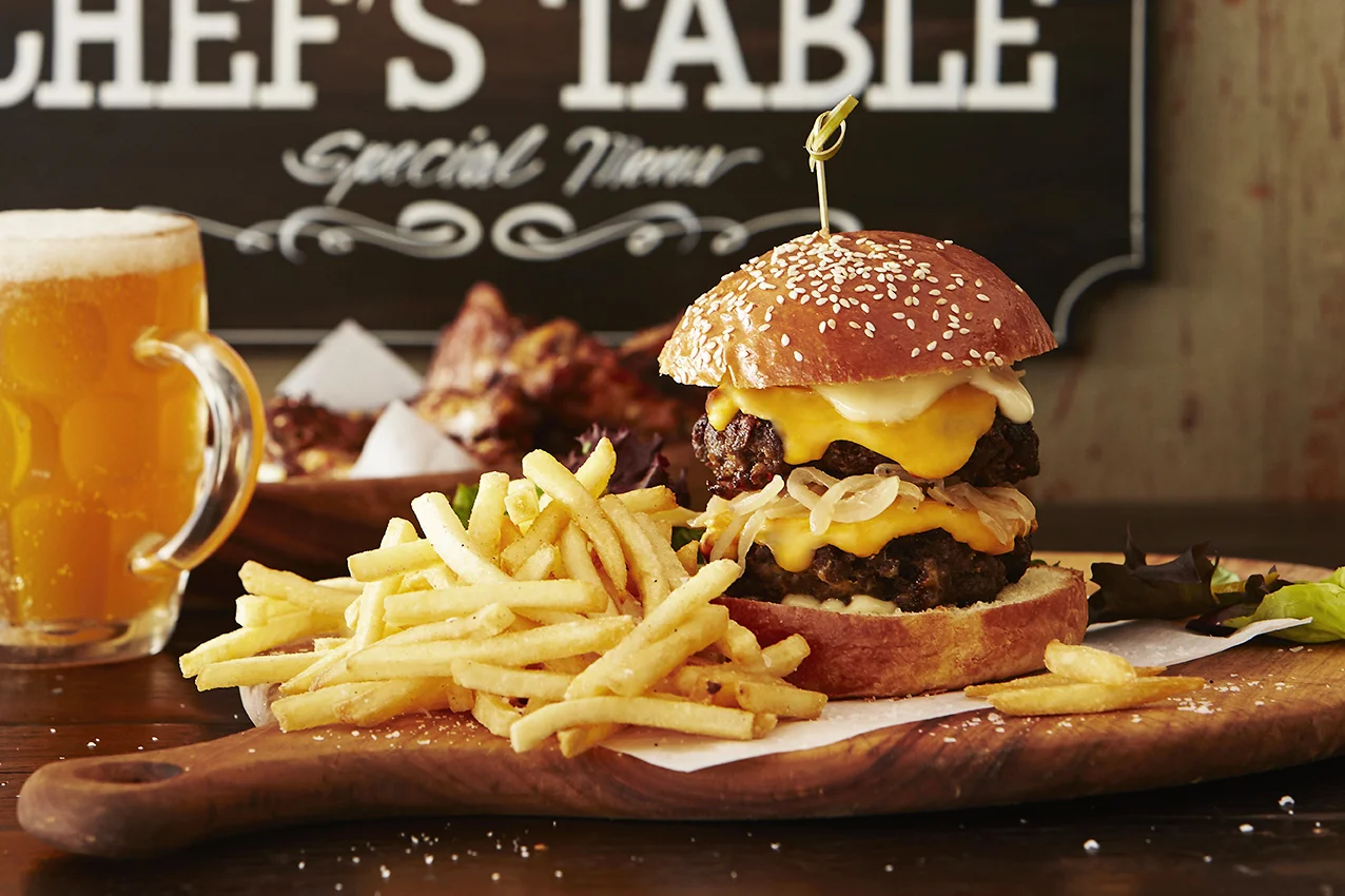 Dove & Swan burger.jpg