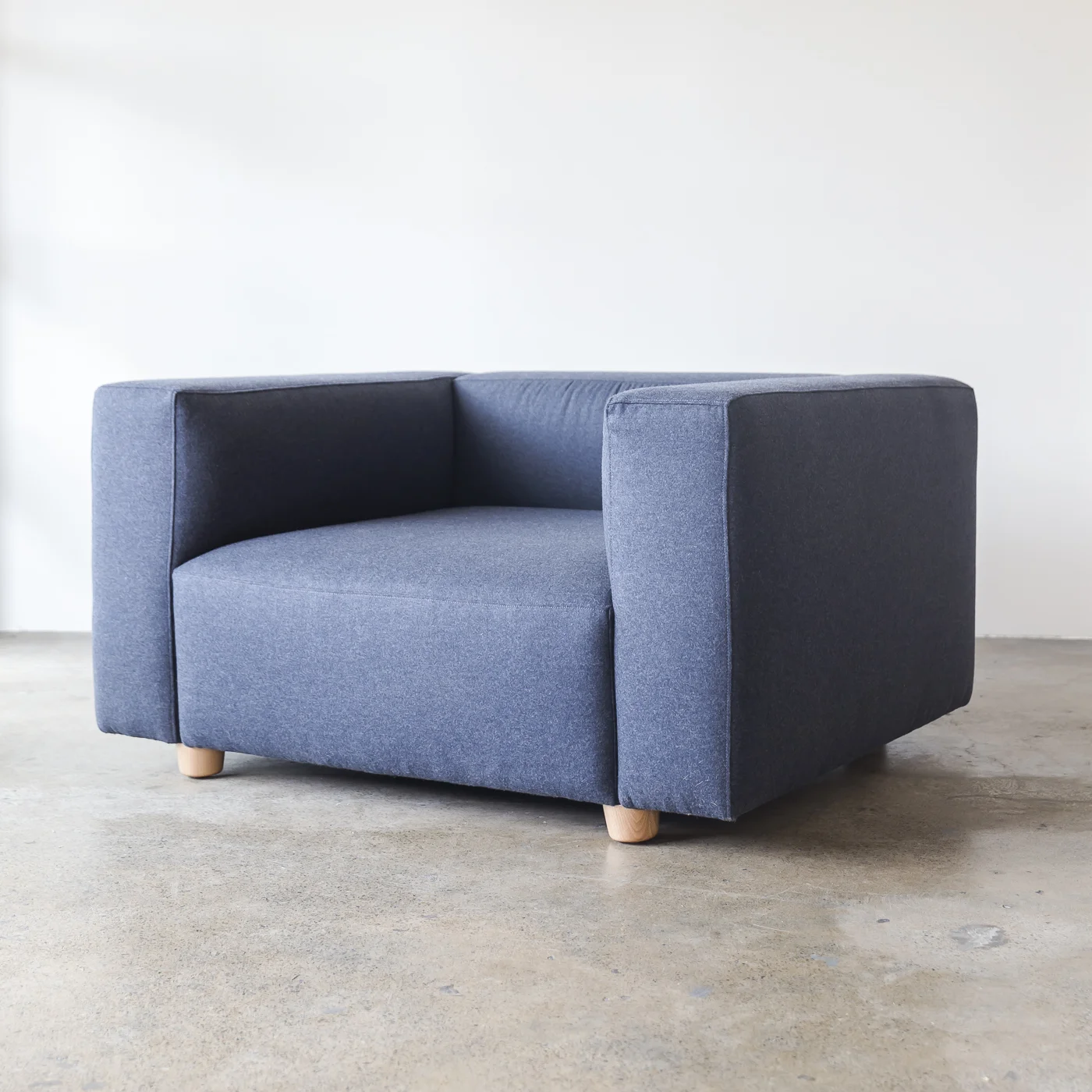 Hawley_Chair_Blue_Diagonal_Staple&Co_Project82.jpg