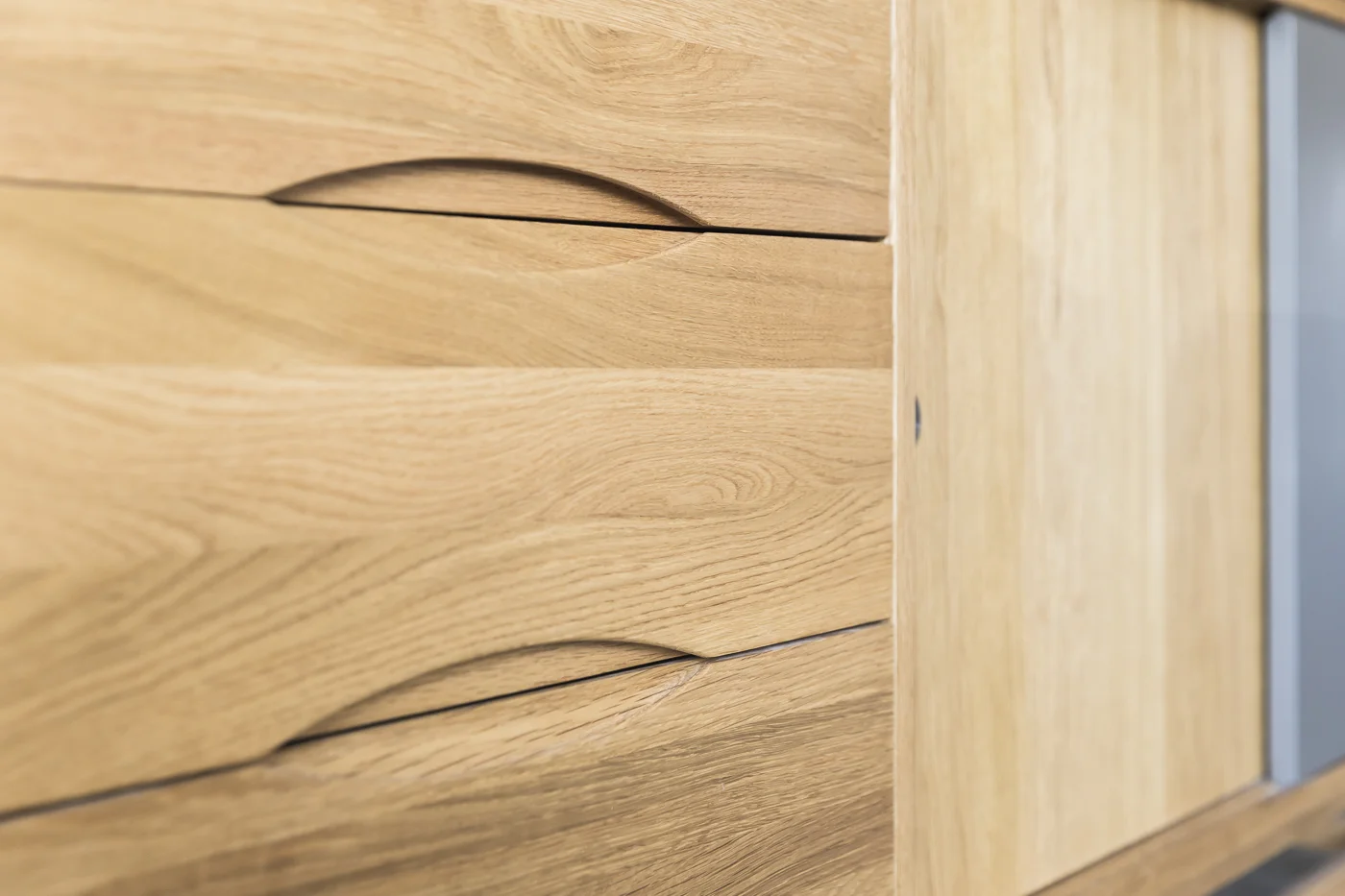 Skye_Oak_Sideboard_Detail_Project82.jpg.jpg