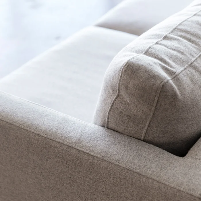 Charlie_Sofa_2600_Staple&Co_EbonyLeg_Square_FrameDetail_Web_Project82.jpg