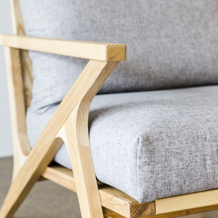 Ruby_Chair_Arms_Project82_web_.jpg