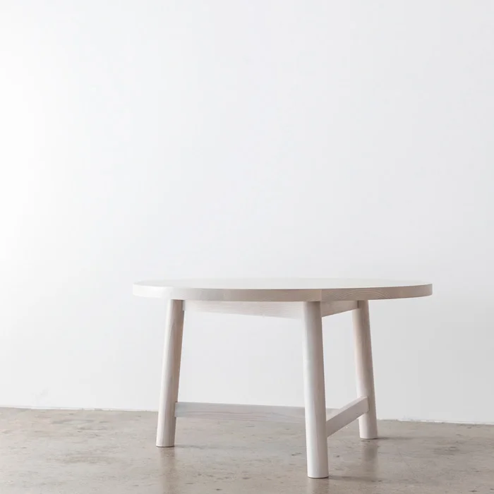 Cleveland_Table_800_White_Angled_Project82.jpg