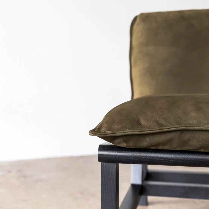 Cargo_Chair_Black_OutbackBillabong_Half_Project82.jpg