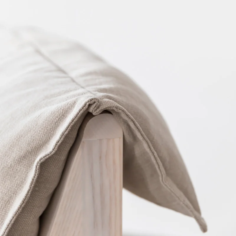 Cargo_Chair_Ash_Urban_Dune_Detai3l_Project82.jpg
