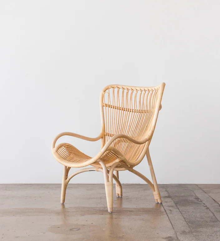 C110_Highback_Chair_Feelgood_Designs_Natural_Establishing2_Project82.jpg