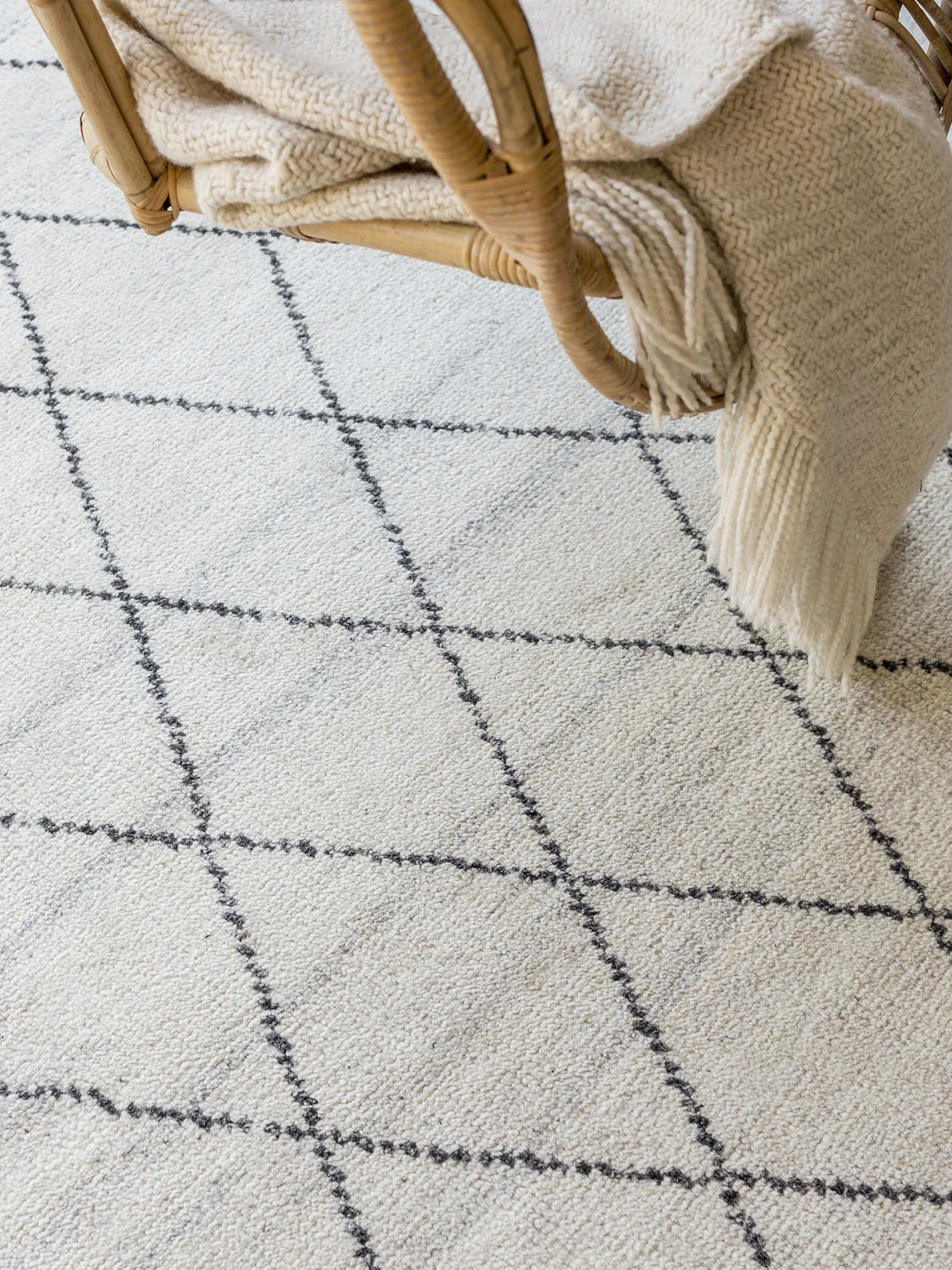 Atlas_Rug_Lifestyle2_Armadillo&Co_Project82.jpg