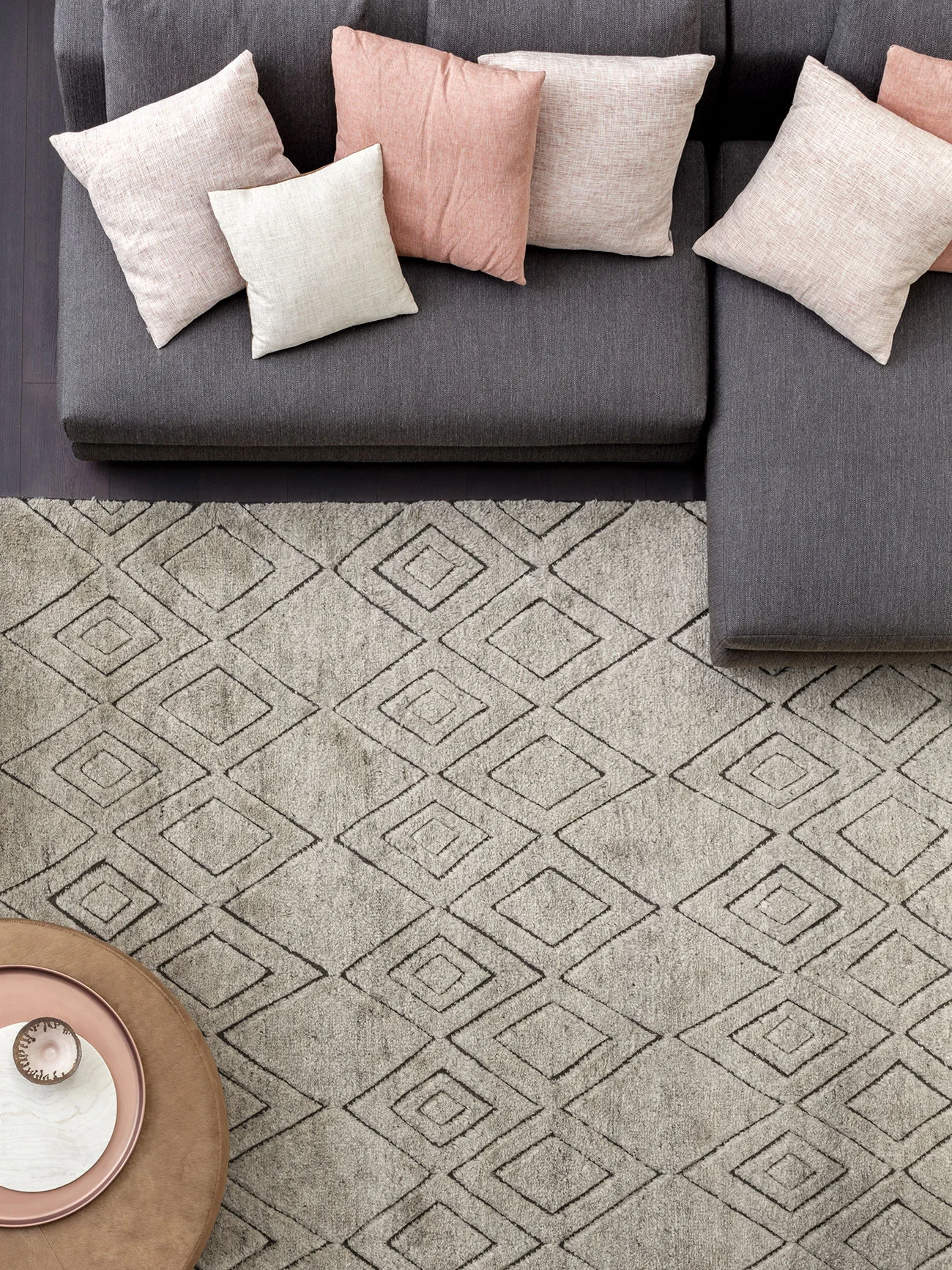Gazelle_Rug_Natural_Lifestyle3_Armadillo&Co_Project82.jpg