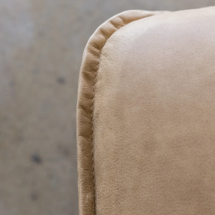 Andy_Chair_DesignKiosk_Tan_Detail4_Project82.jpg