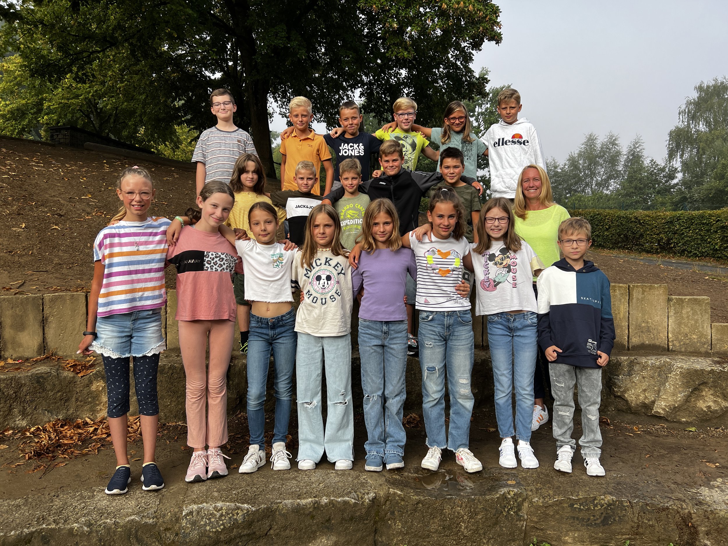 Lichter aus – Spotlight an – Manege frei für die neuen 5.-Klässler ...