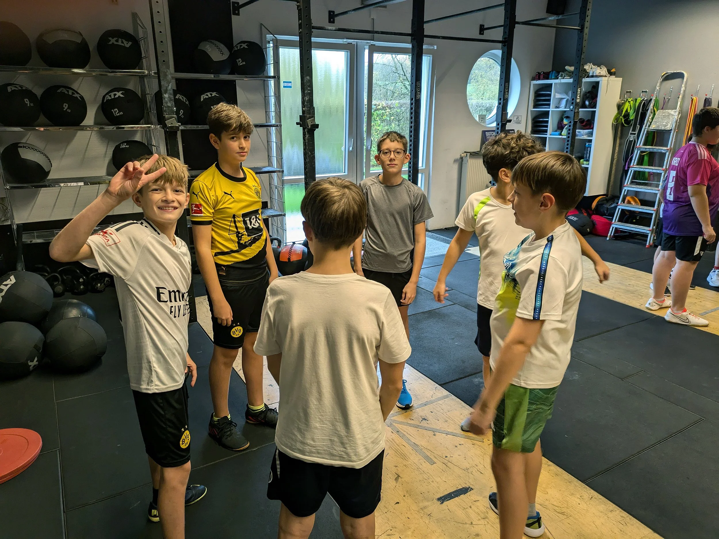 Sportunterricht im Fitnessstudio — Heinrich-Roth-Realschule plus