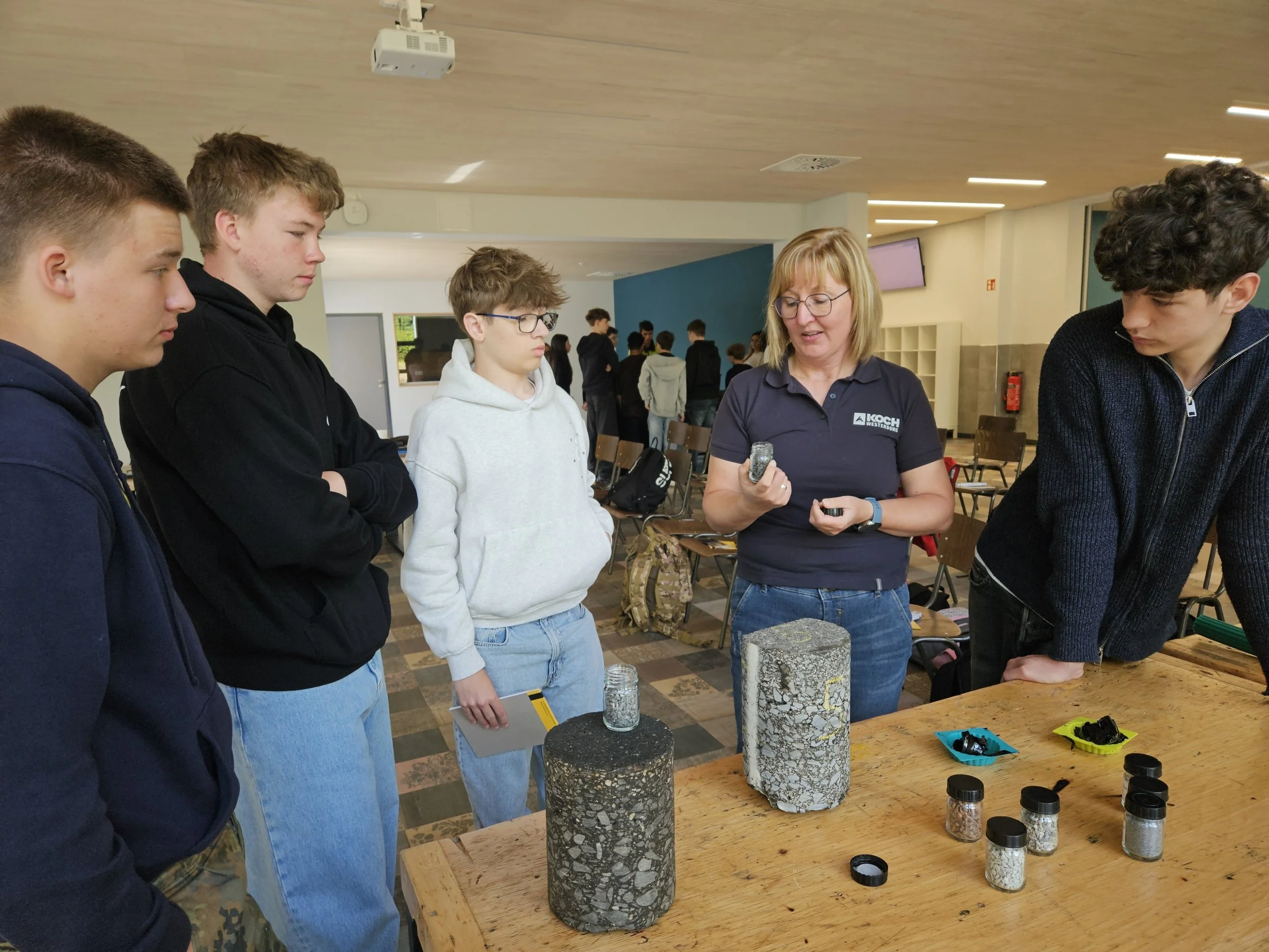 Firma Koch zu Gast an der Heinrich-Roth-Realschule plus