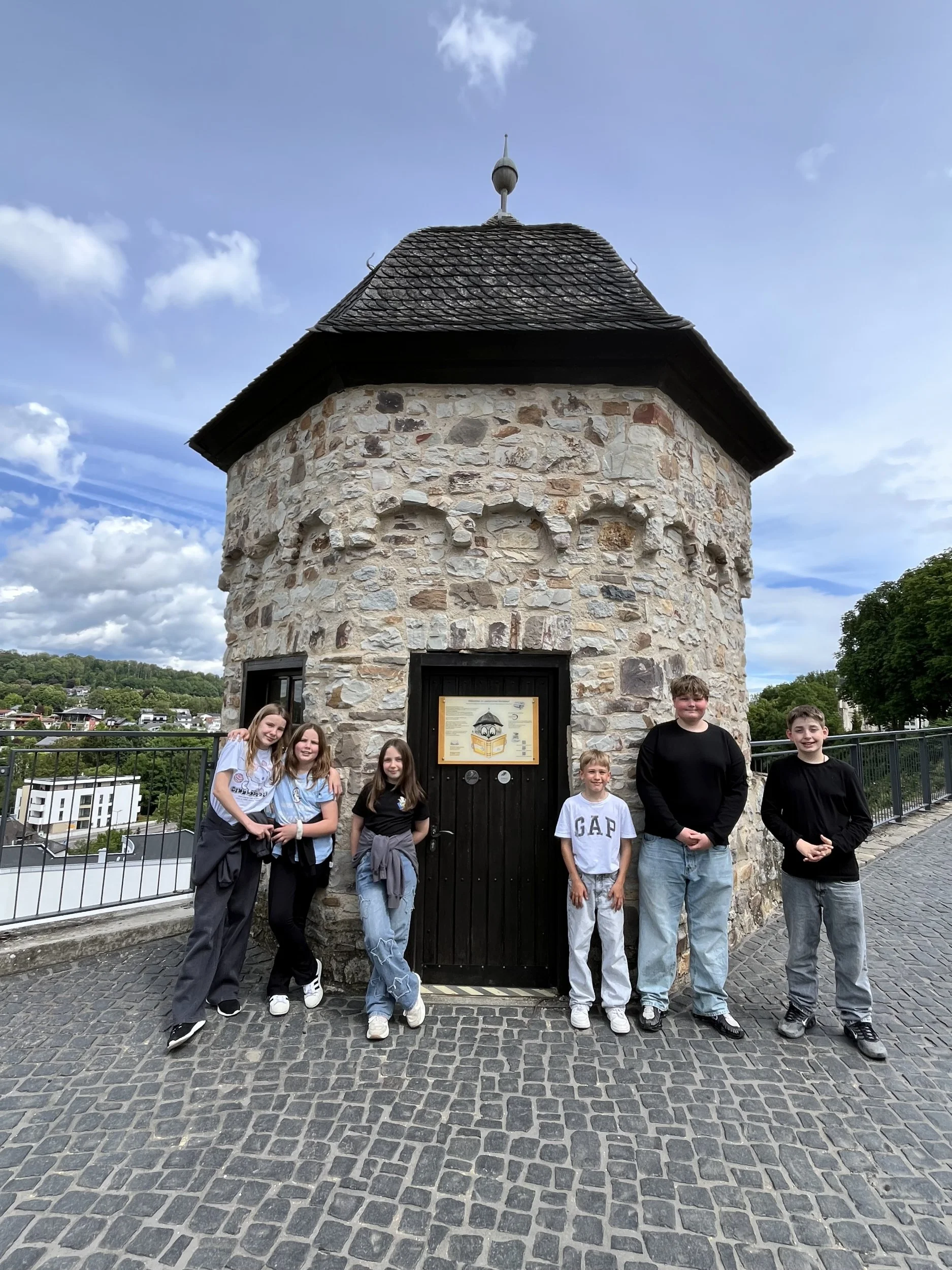 Lese AG besucht das Lesetürmchen in Montabaur