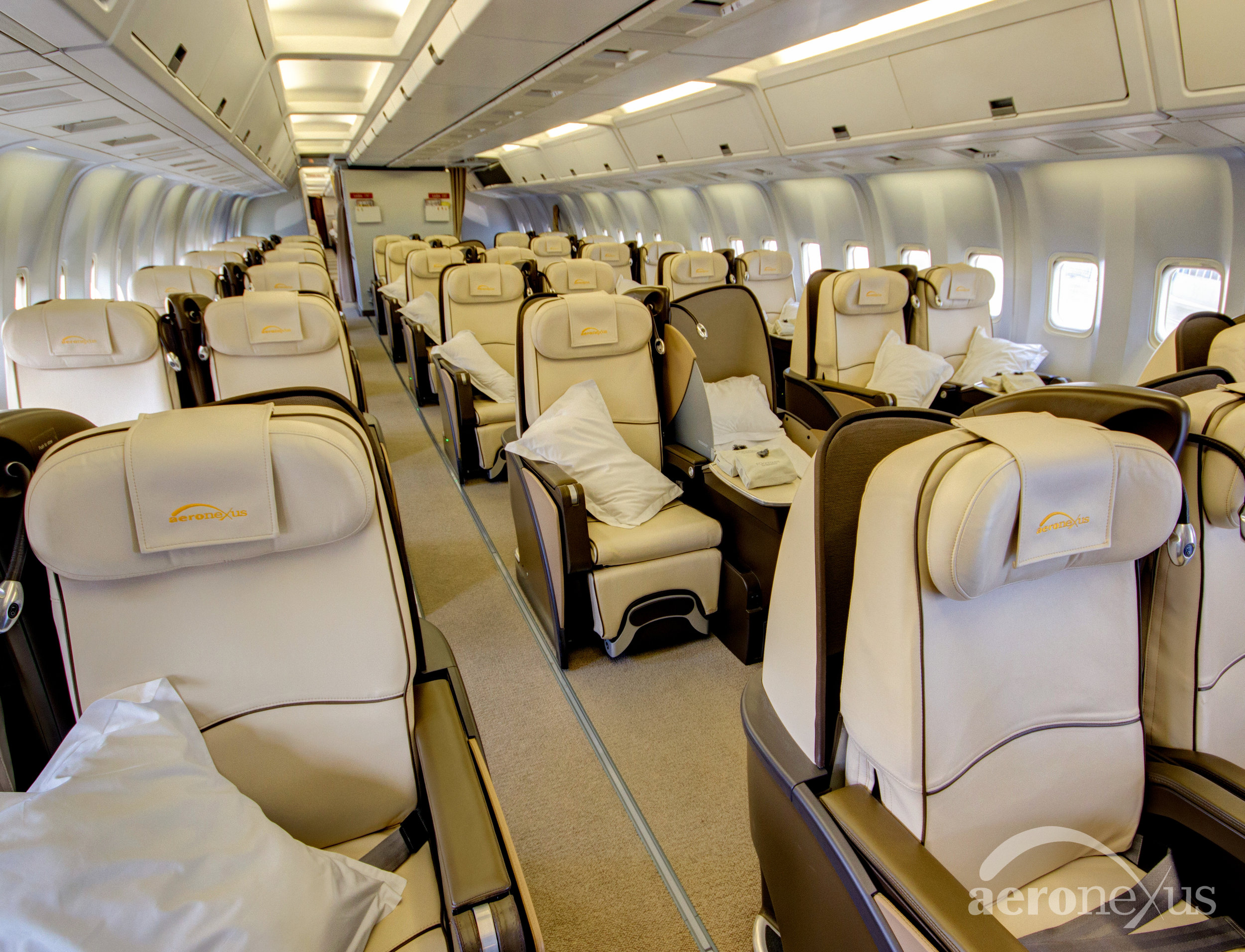 Aeronexus | VIP Boeing 767-300ER | Interior Seating