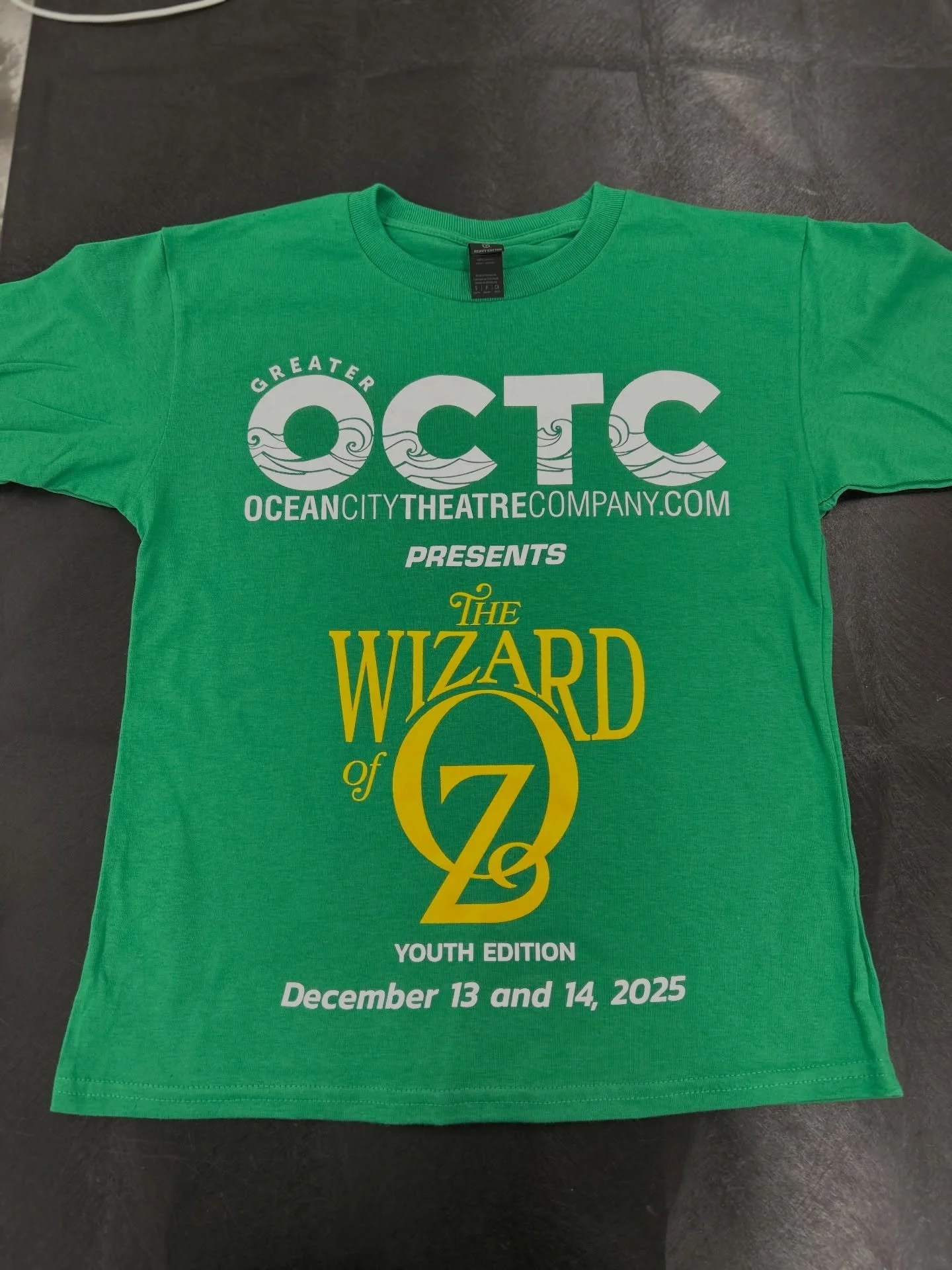 Off to see the wizard! 💛💚

Visit the link in bio to get started on your order today! 

#shopsmallbusinesses #supportsmallbusiness #youththeatre #southjersey #oceancitynj