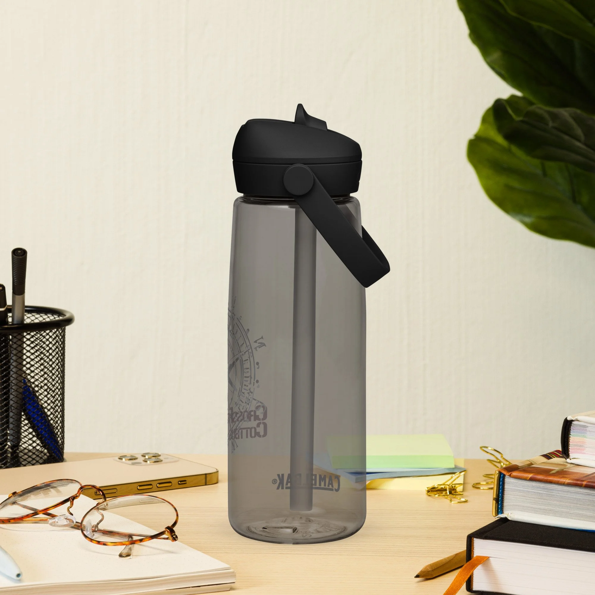 flip-straw-water-bottle-charcoal-back-6963a7ba9691e.jpg