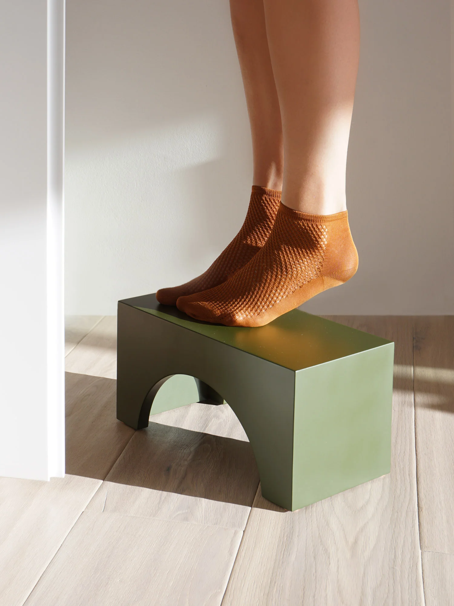 step_stool_green5.jpg