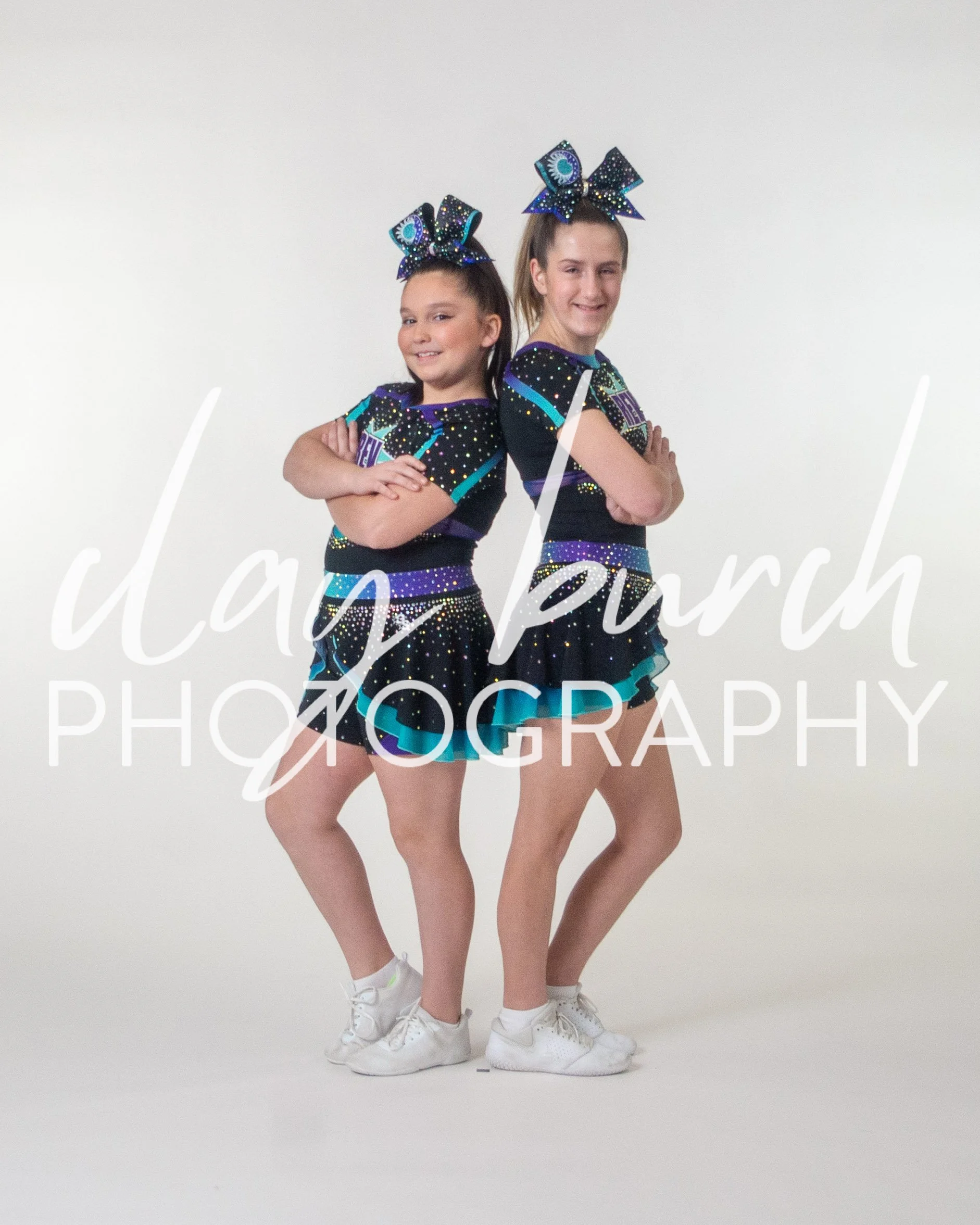 Alizabeth R & Faith R-5505