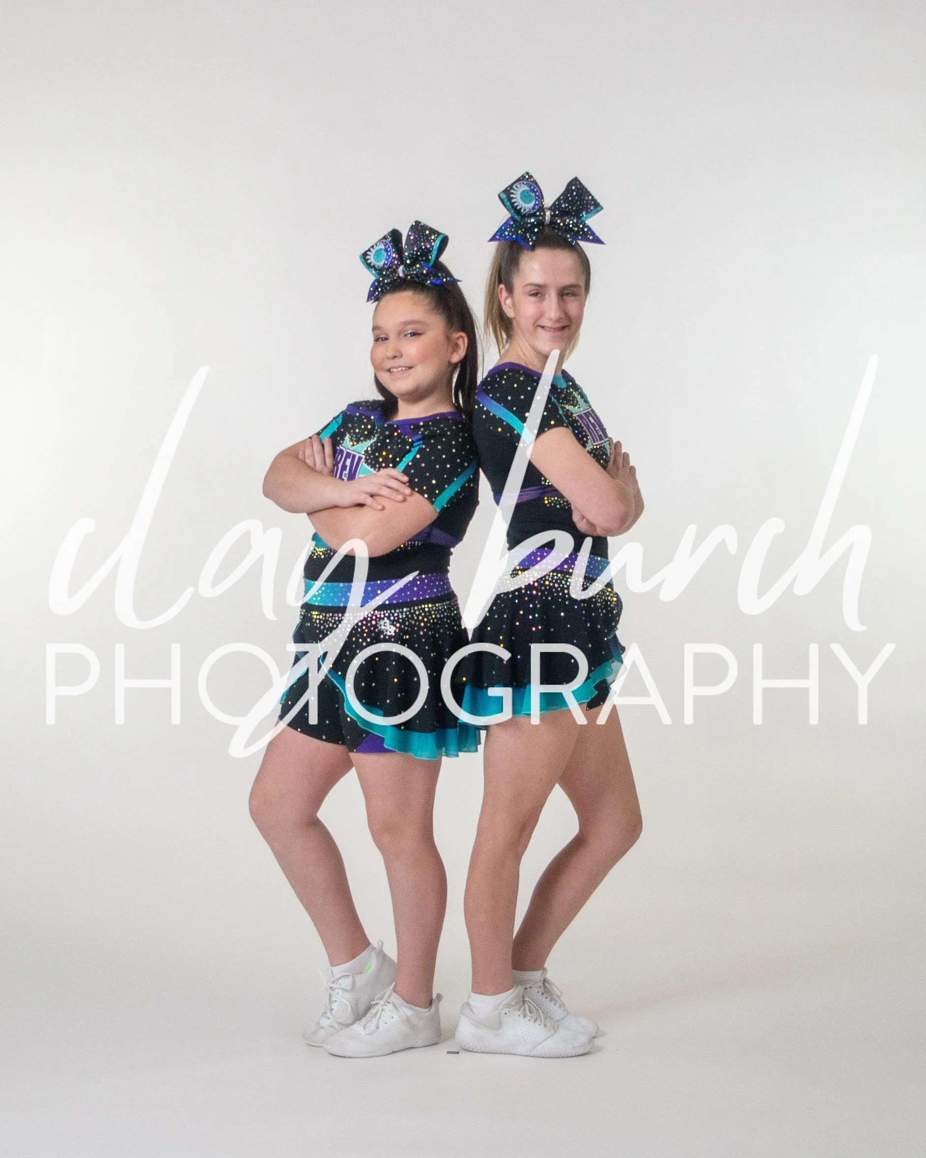 Alizabeth R & Faith R-5507