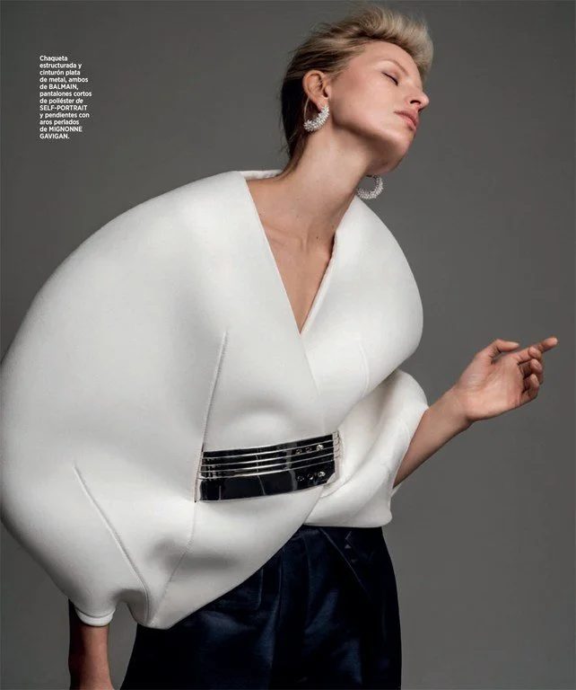 Harper's Bazaar Spain_Karolina Kurkova_8.jpeg