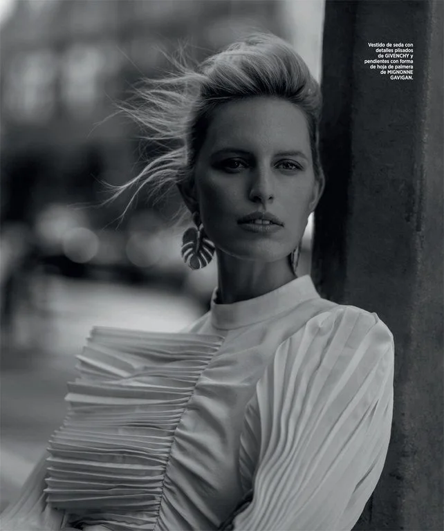 Harper's Bazaar Spain_Karolina Kurkova_9.jpeg