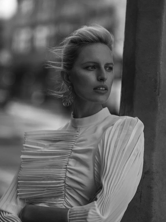 Harper's Bazaar Spain_Karolina Kurkova_18.jpeg