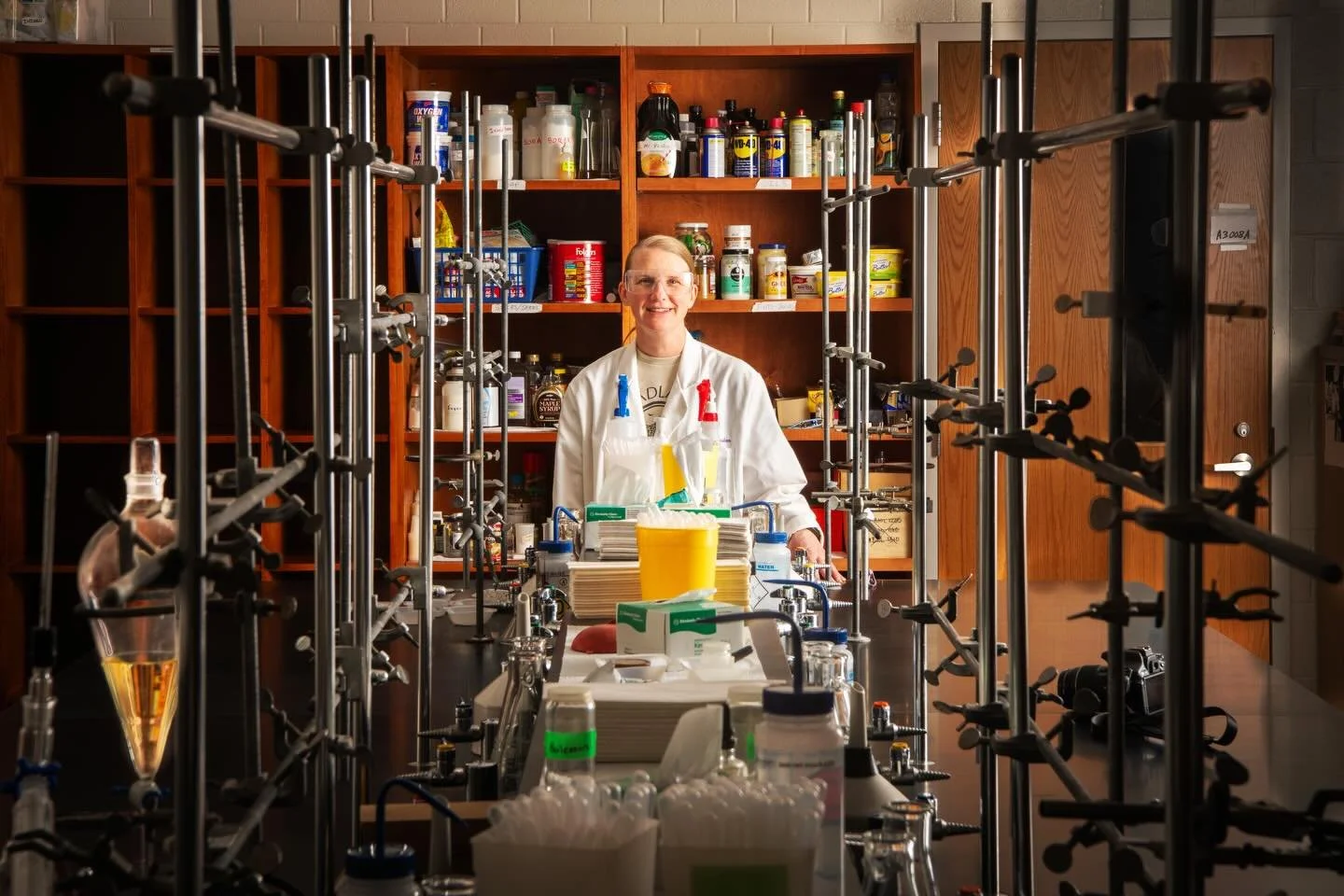 Took some environmental portraits in class of @lakelandcommcol staff this week. 

&bull; &bull;
&bull; &bull;
&bull; &bull;
&bull; &bull;

#environmentalportrait  #teachart  #portrait  #streetphotographers  #portraitphotography