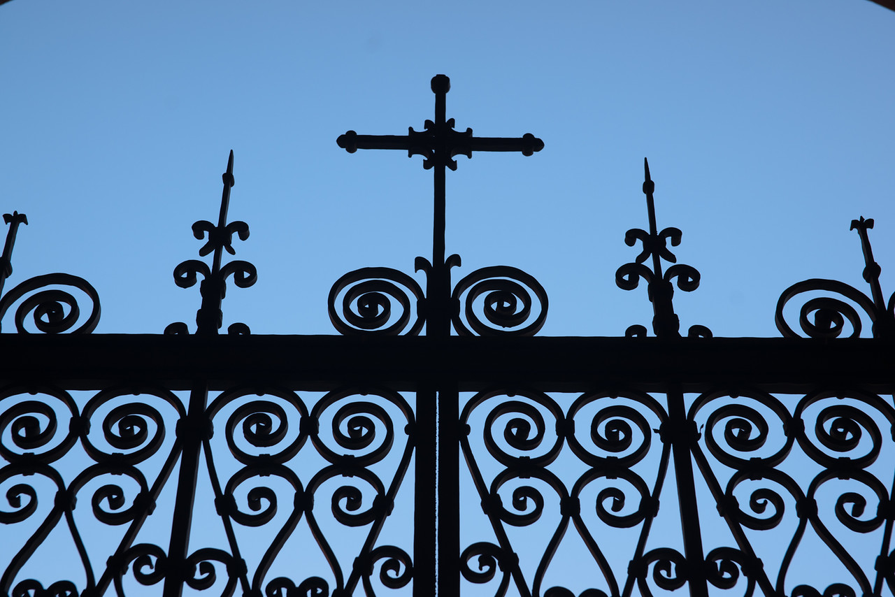  St. Andrew Roman Catholic Church, an architectural treasure, nurtures a diverse and welcoming community dedicated to connecting faith in Jesus Christ with service to others.&nbsp;  La Iglesia Católica Romana de San Andrés, un tesoro de arquitectura,