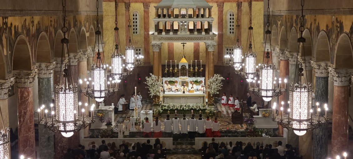  St. Andrew Roman Catholic Church, an architectural treasure, nurtures a diverse and welcoming community dedicated to connecting faith in Jesus Christ with service to others.&nbsp;  La Iglesia Católica Romana de San Andrés, un tesoro de arquitectura,