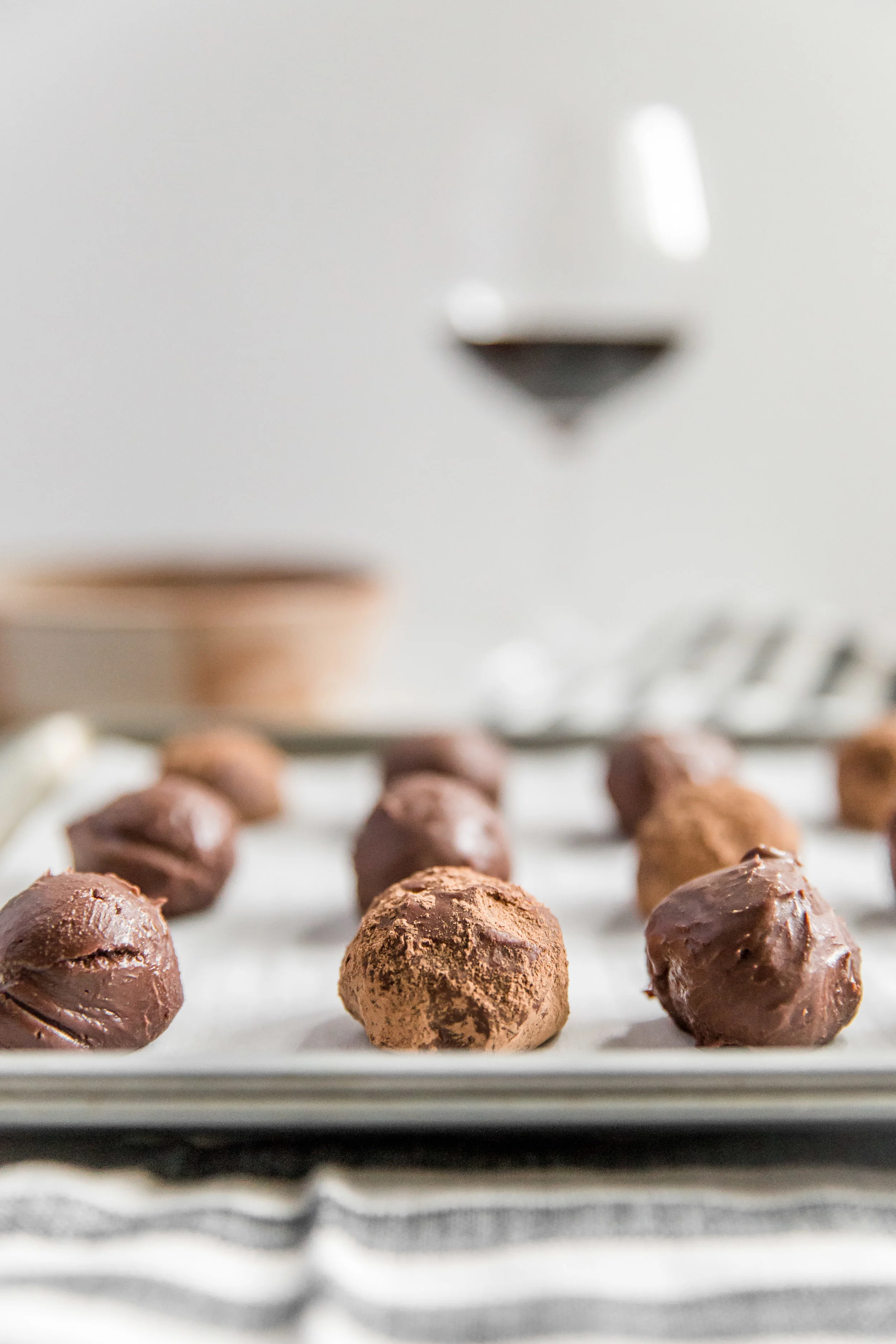 chocolate-wine-truffles-6.jpg