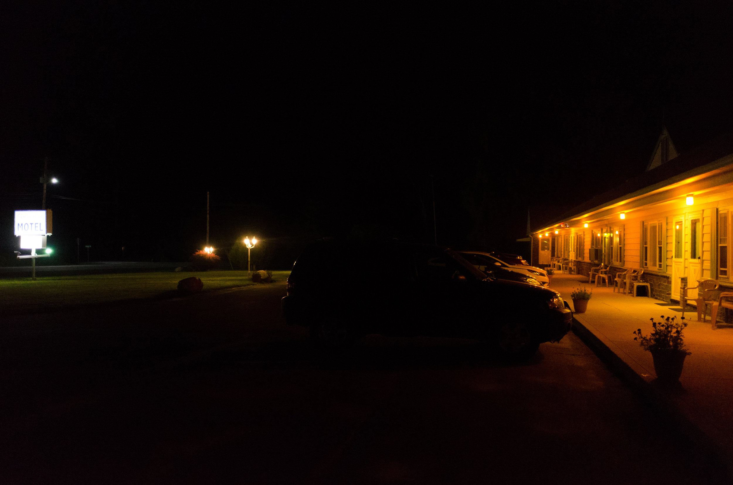 It started fortuitously - after a long five hour drive from Brooklyn to Middlebury Vermont with my friend Jeff Sereni we pulled into a dark motel parking lot at the same moment as our compatriot Simon Fong who had completed a similarly long drive South from Montreal.