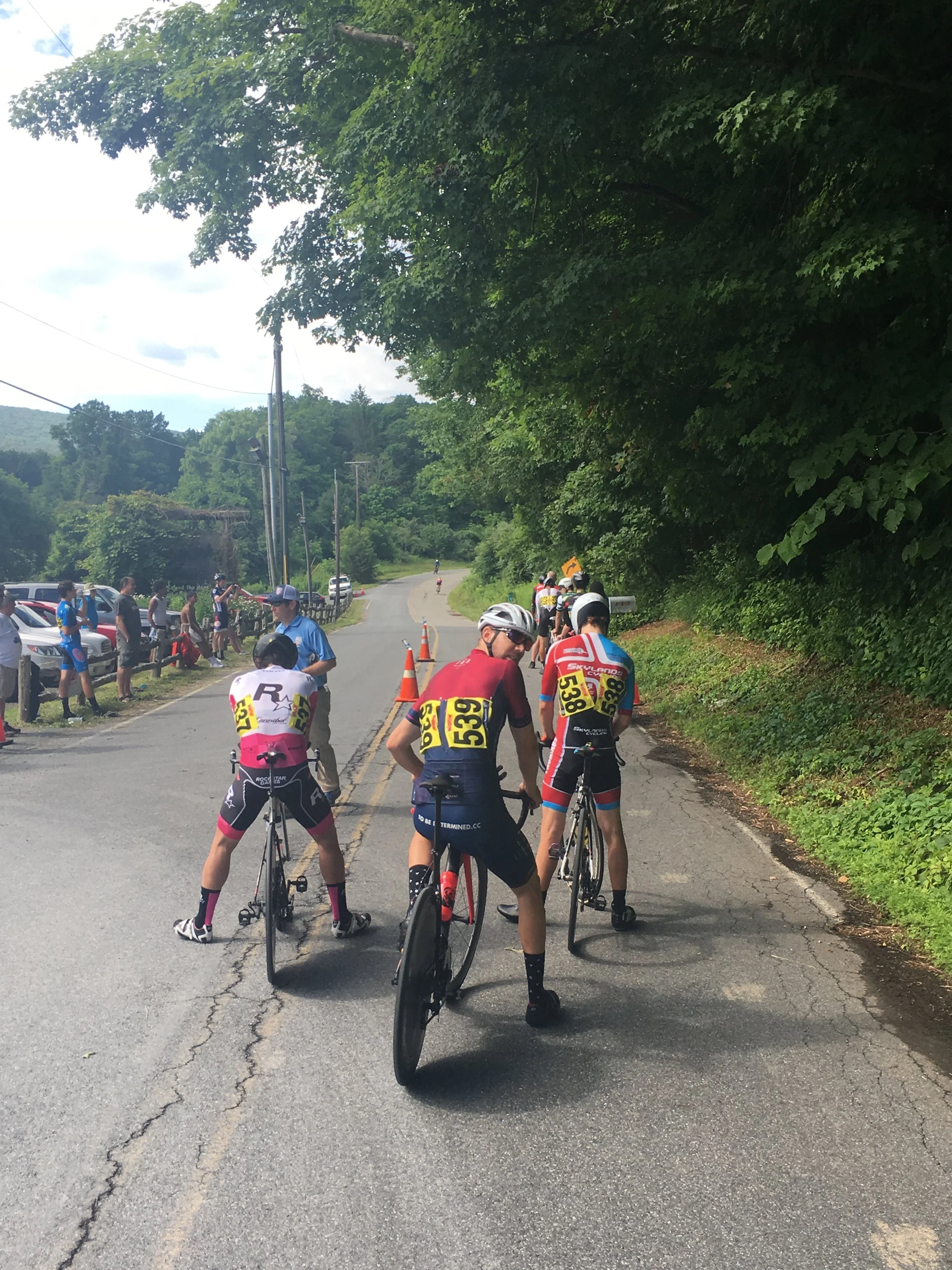 The start line of the TT at the Giro del Cielo opening stage.