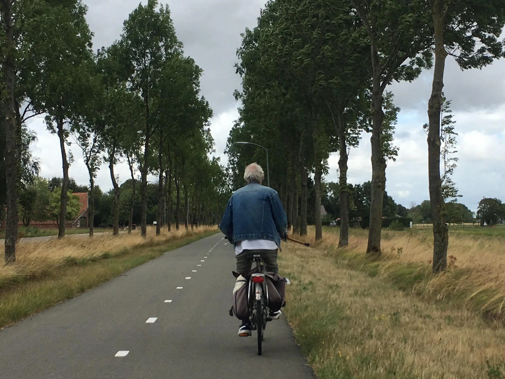Needs a cane to walk, but riding ain't no thang.
