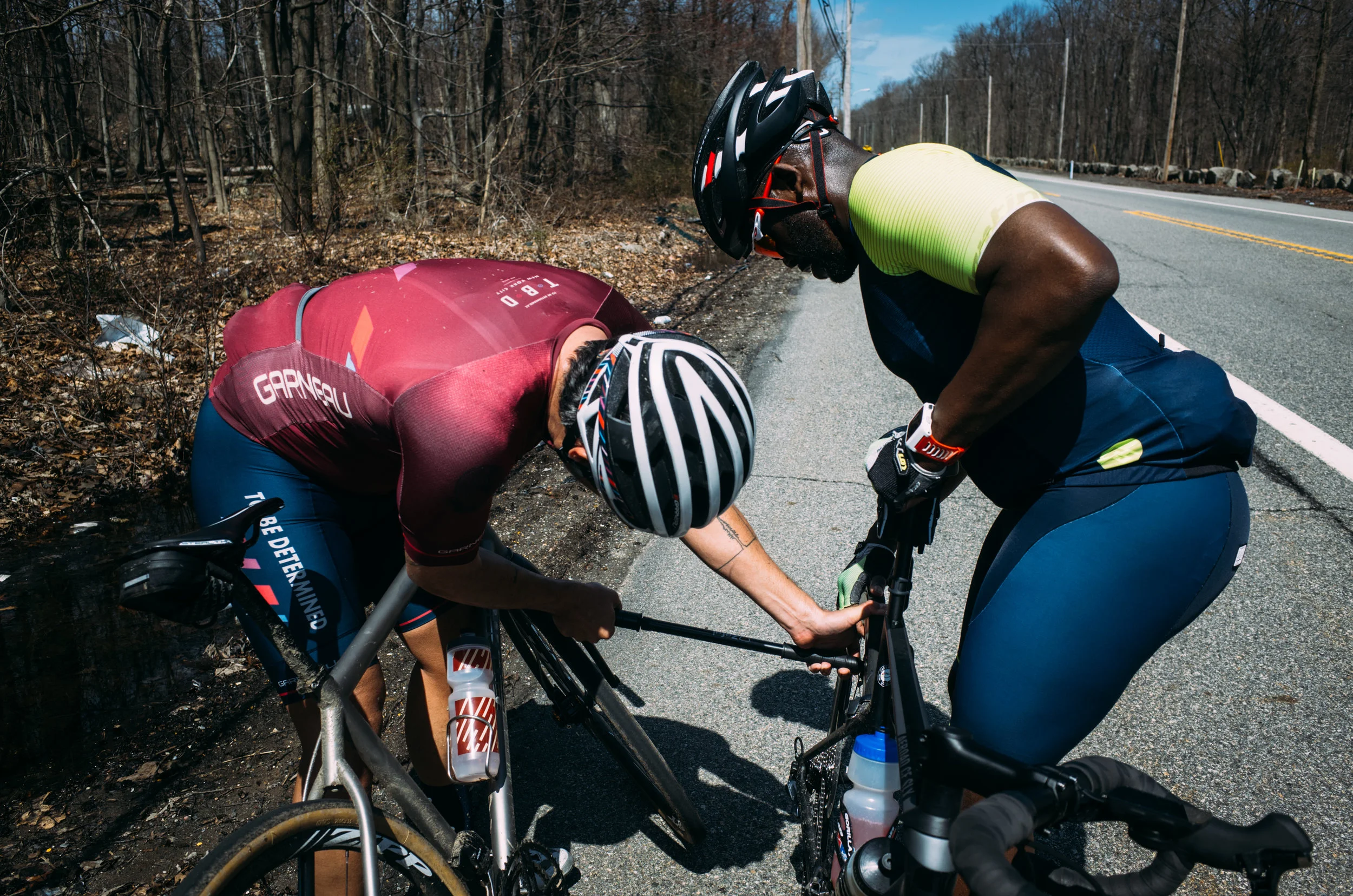 Seems everyone was having problems with flats. This was one of four! stops we made for this purpose. Also, PSA: help your fellow cyclist on the side of the road.