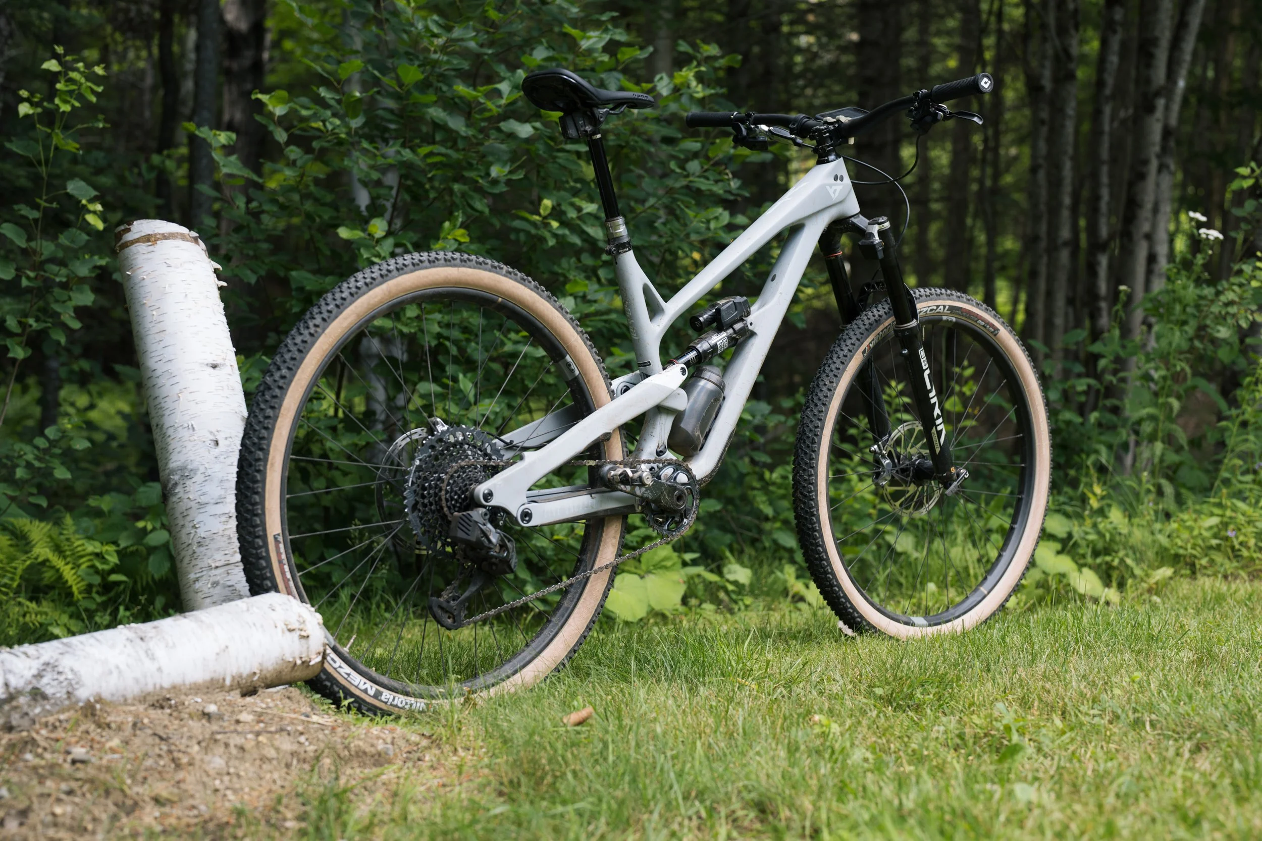 2020 Yt Capra Jeffsy Cf Comp Jeffsy 2020 Review Sales