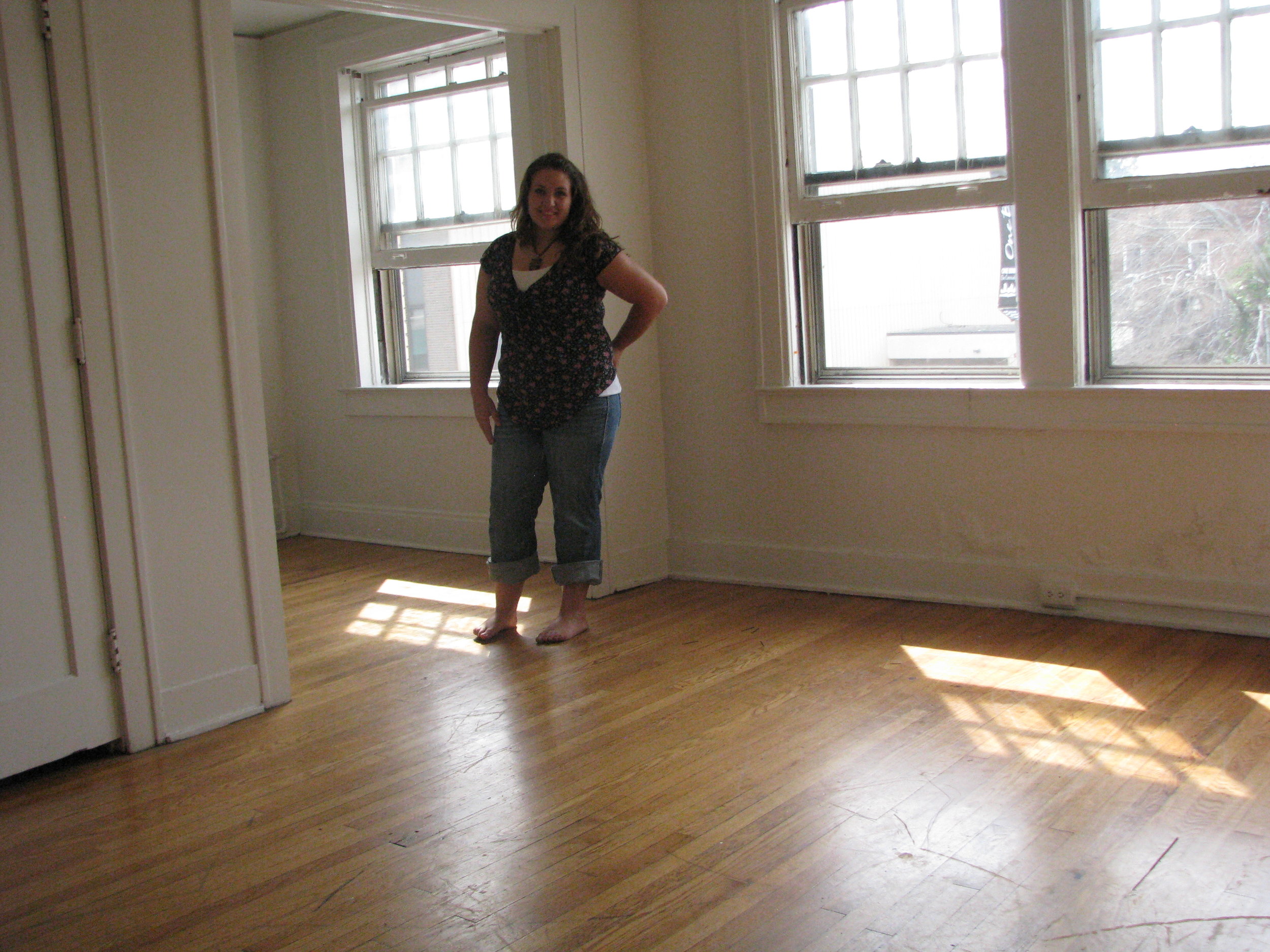 Studio Apartments — College Manor Apartments