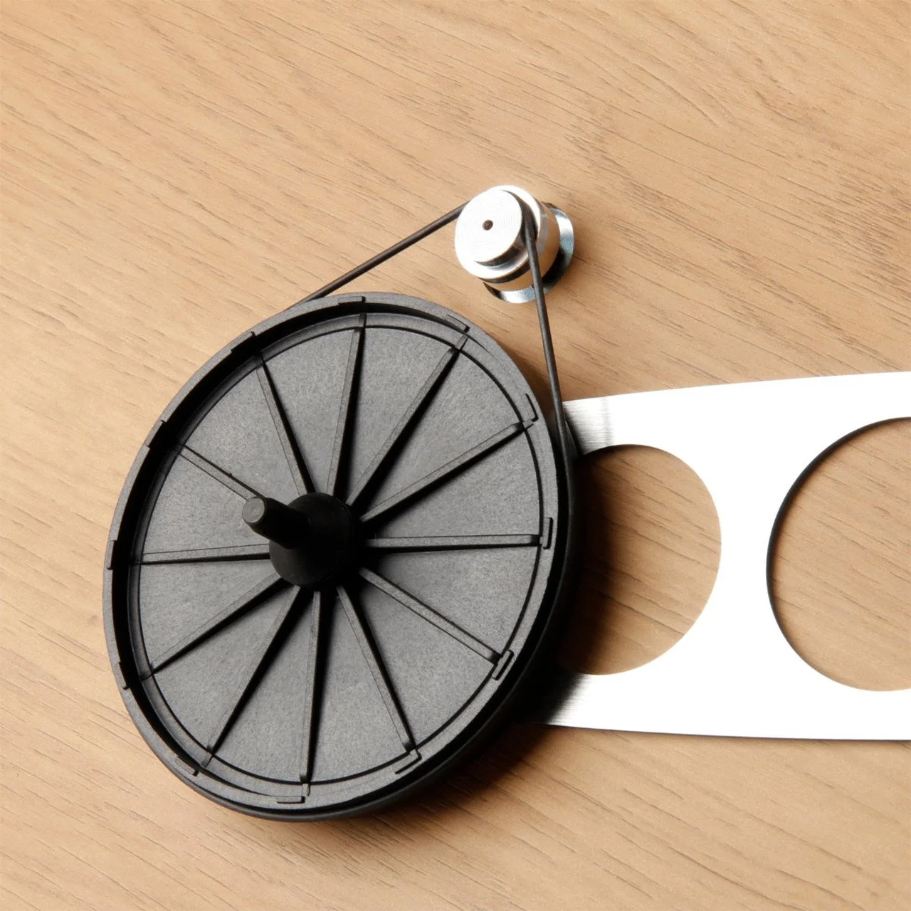 Rega P3 Oak CU.jpg