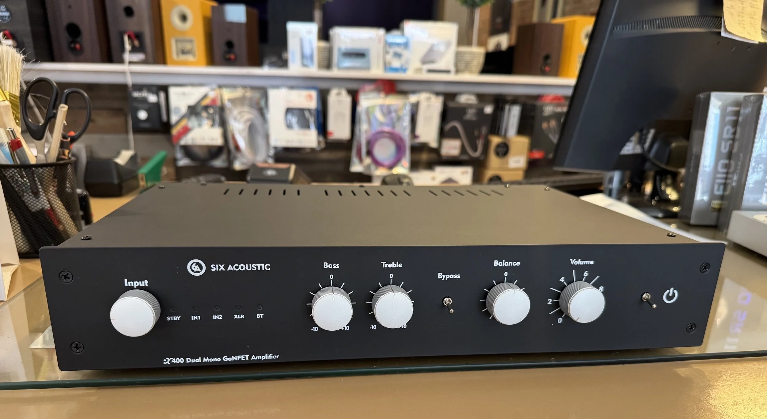 Six Acoustic X400 F.jpeg