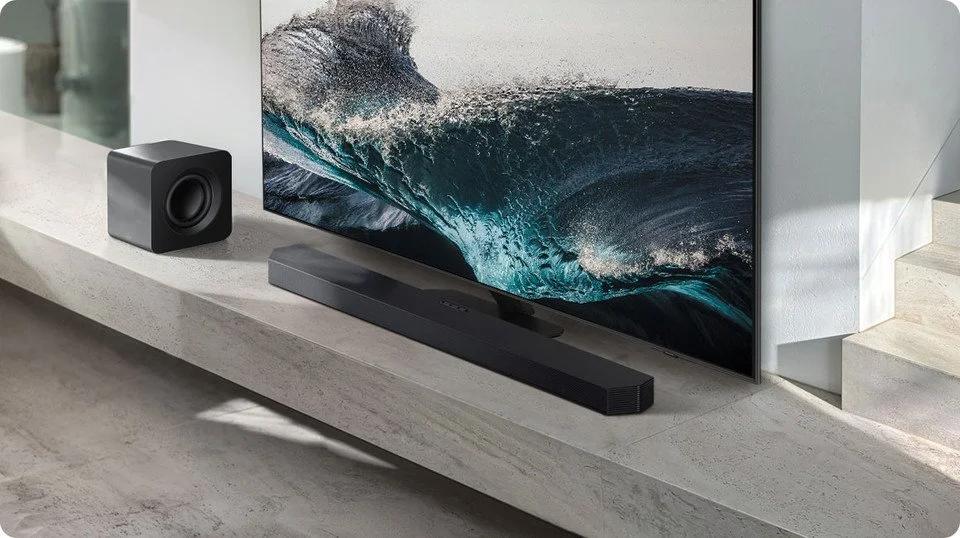 Samsung HWQ800F TV.jpg