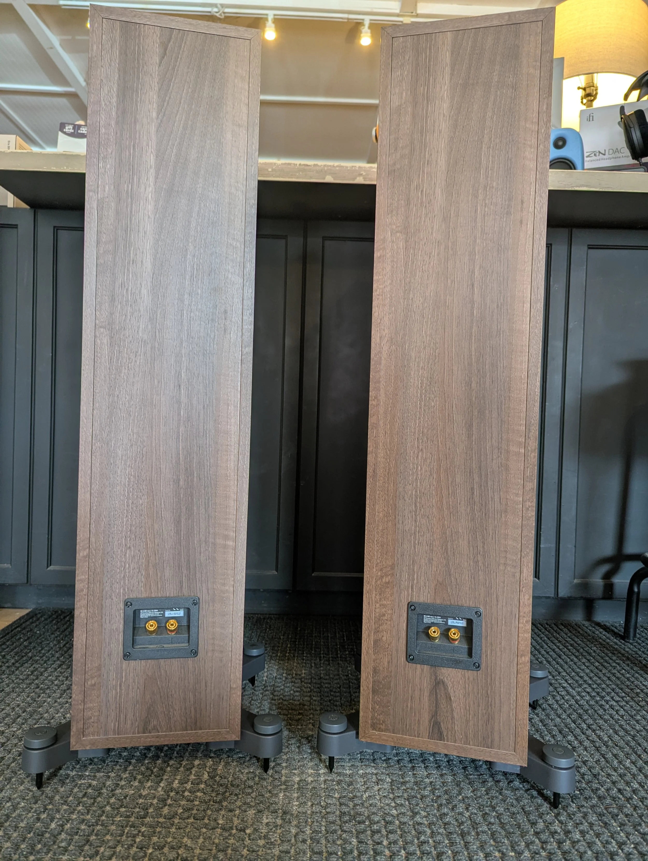 KEF Q750U4.jpg